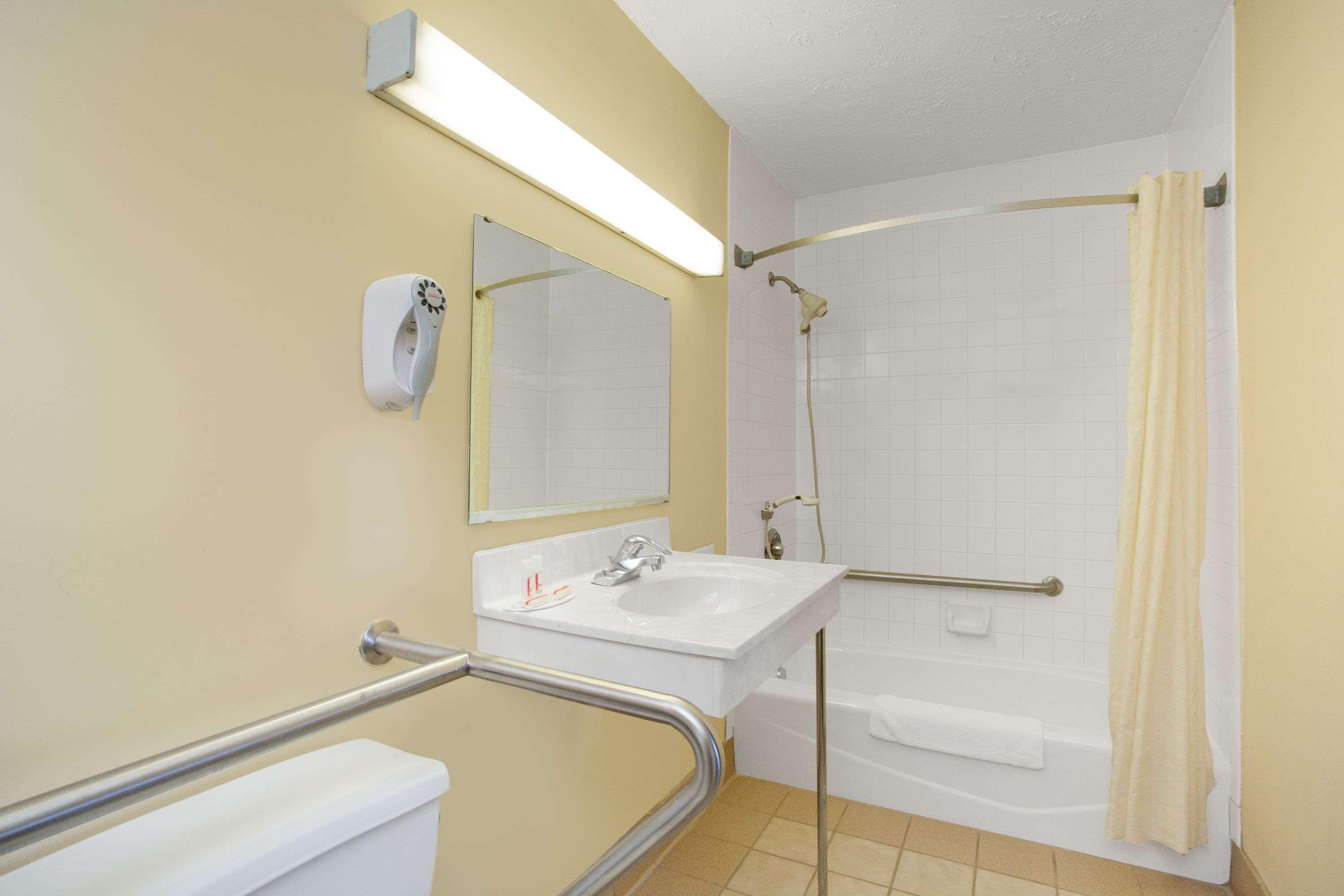 Perryville Hotel Экстерьер фото